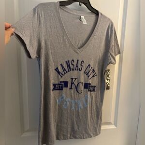4Her Kansas City Royals Heather Gray V-Neck Tee Sz XL NWT
